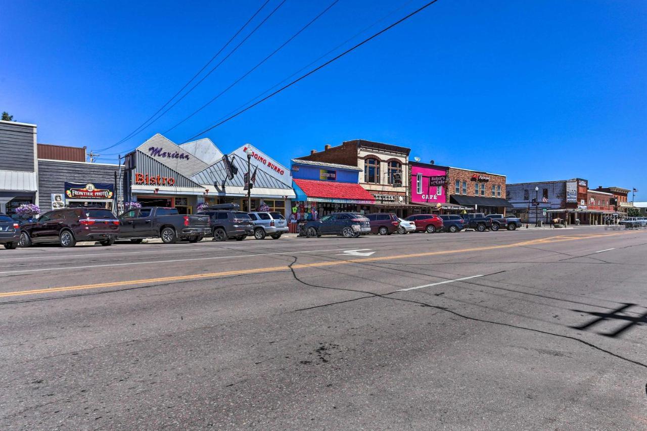 Custer Apt In Heart Of Town Shop, Dine, Hike Exterior foto